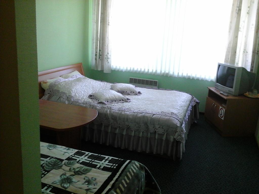 Hotel Skaistaziede Šiauliai Habitación foto