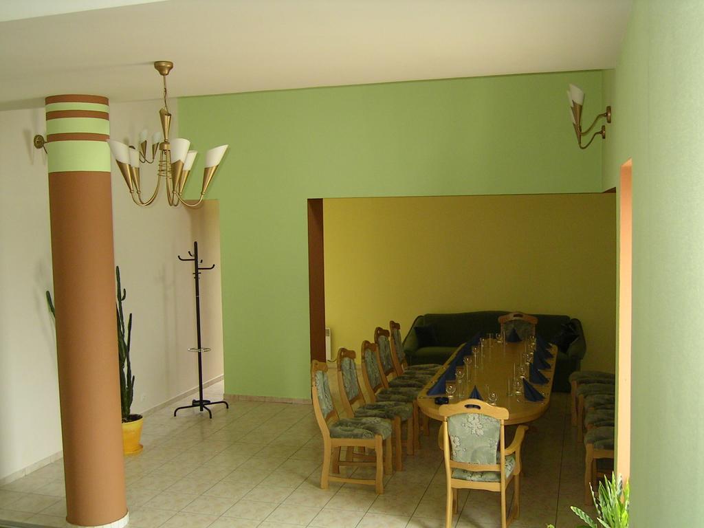 Hotel Skaistaziede Šiauliai Habitación foto
